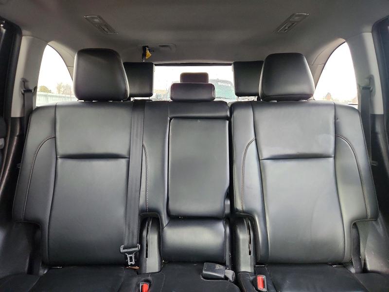 Photo 10 from auction – 2019 TOYOTA HIGHLANDER with VIN 5TDJGRFH4KS053589