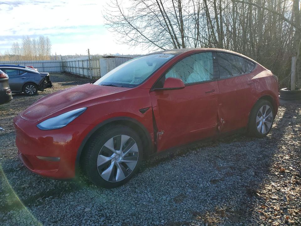 TESLA MODEL Y 2021 مع رقم تعريف المركبة 5YJYGDEE9MF104858 - صورة من المزاد