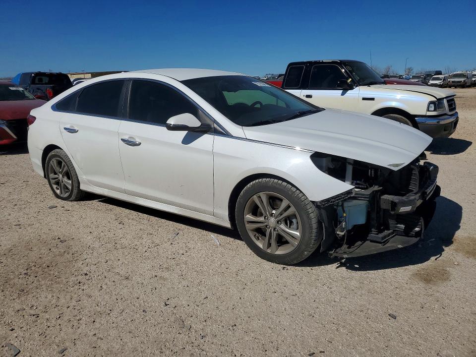 Photo 4 from auction – 2018 HYUNDAI SONATA with VIN 5NPE34AF2JH596983