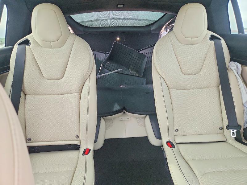 Zdjęcie 10 z aukcji – 2022 TESLA MODEL X z VIN 7SAXCBE60NF362243