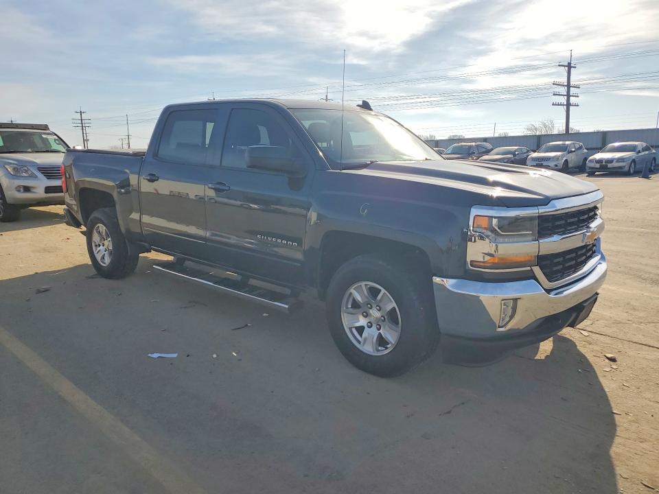 Photo 4 from auction – 2018 CHEVROLET SILVERADO with VIN 3GCUKREC5JG534322