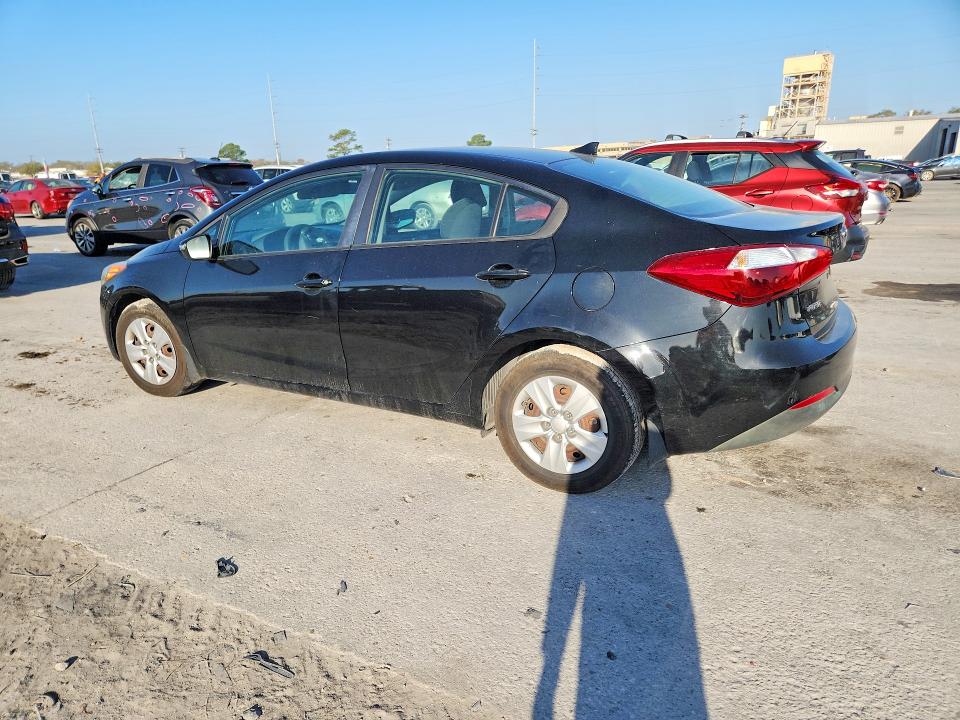 Photo 2 from auction – 2015 KIA FORTE with VIN KNAFX4A6XF5404903