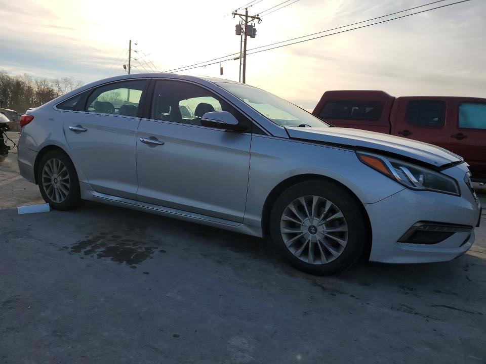 Photo 4 from auction – 2015 HYUNDAI SONATA with VIN 5NPE34AF2FH031107