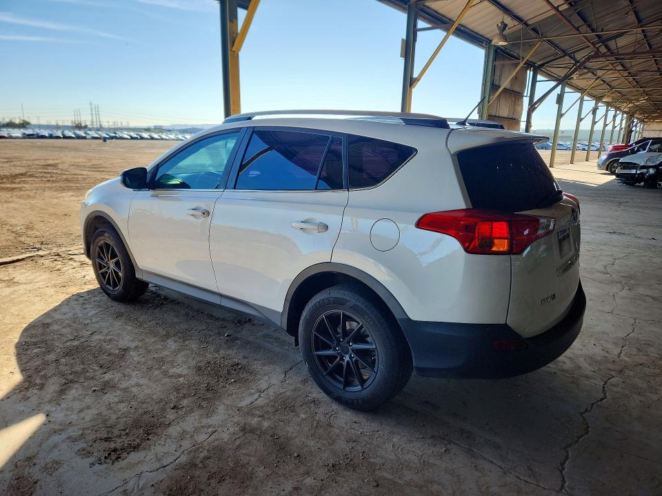Photo 2 from auction – 2015 TOYOTA RAV4 with VIN 2T3ZFREV3FW181291