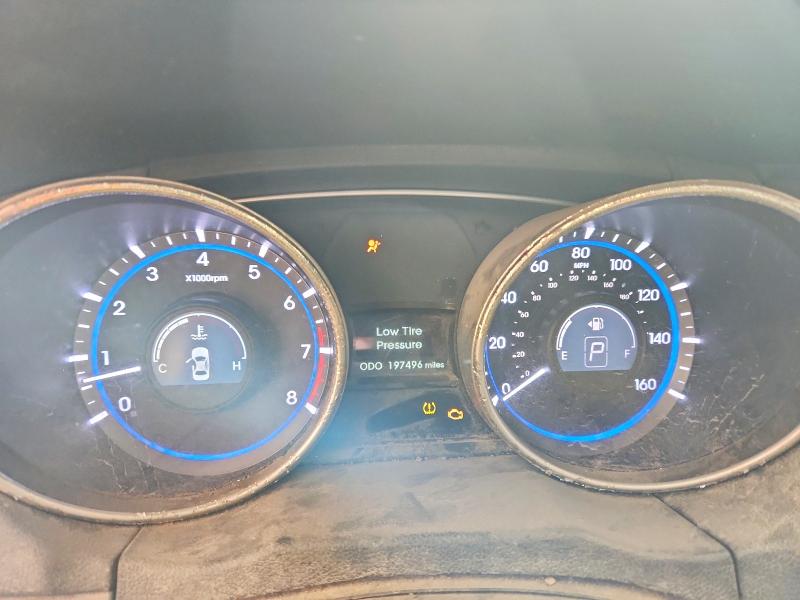 Photo 9 from auction – 2011 HYUNDAI SONATA with VIN 5NPEC4AB2BH209640