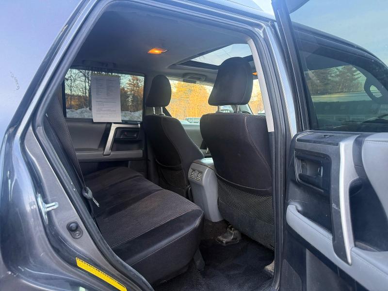 Photo 6 from auction – 2013 TOYOTA 4RUNNER SR with VIN JTEBU5JR8D5120107