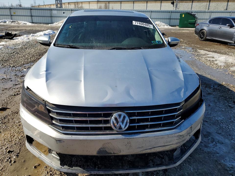 Photo 5 from auction – 2016 VOLKSWAGEN PASSAT with VIN 1VWBT7A3XGC010140
