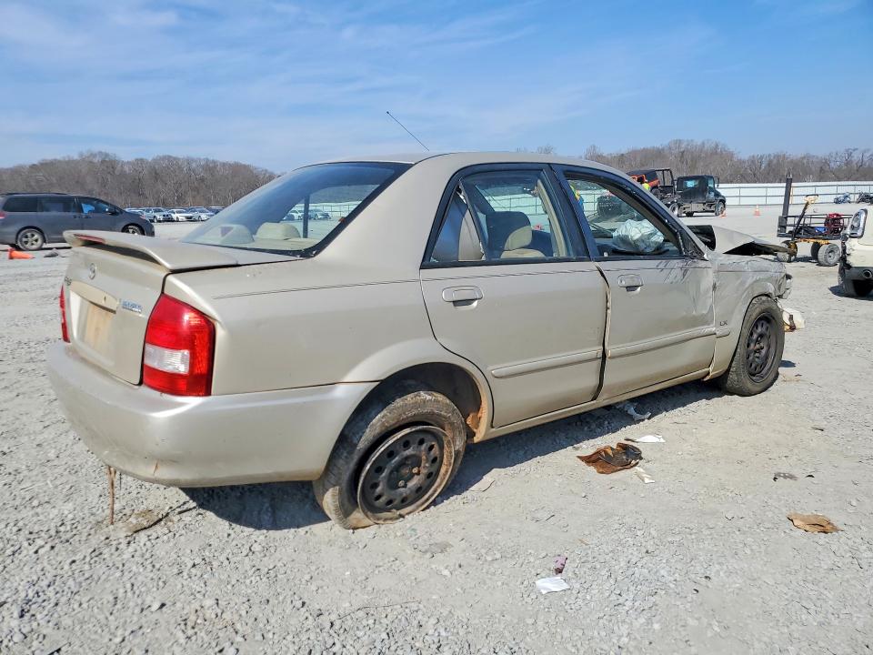 Photo 3 from auction – 2002 MAZDA PROTEGE DX with VIN JM1BJ225720493527