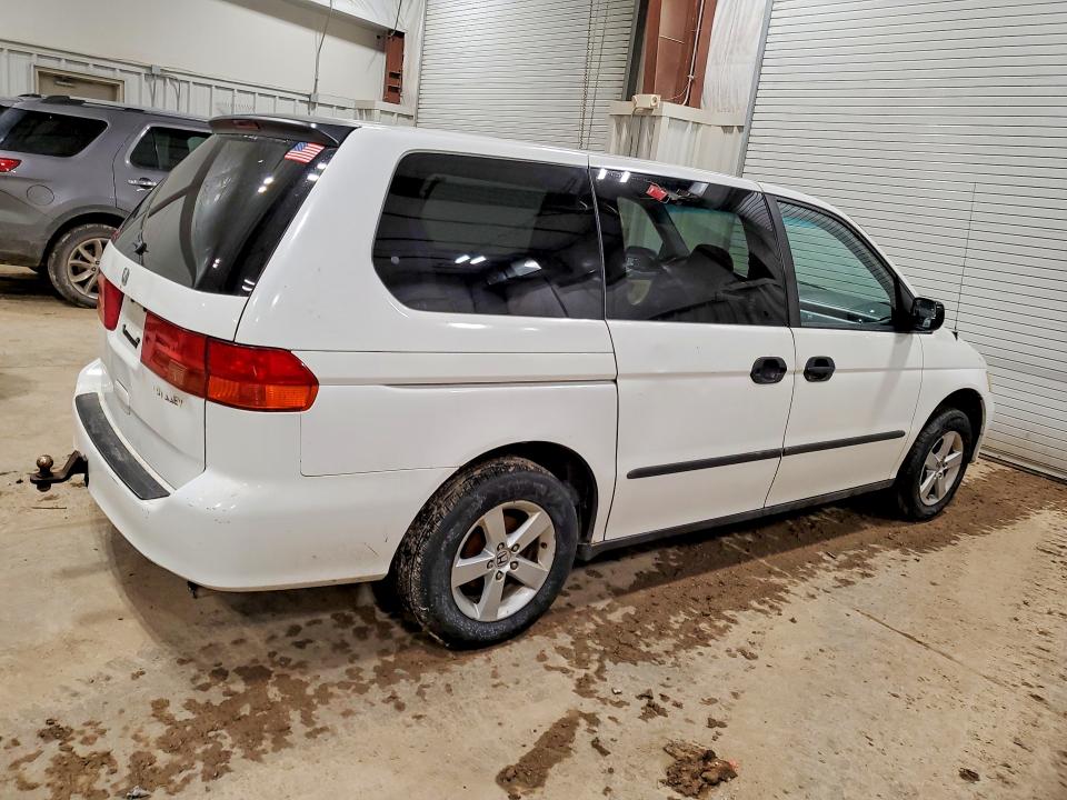 Photo 3 from auction – 2000 HONDA ODYSSEY with VIN 2HKRL1850YH501747