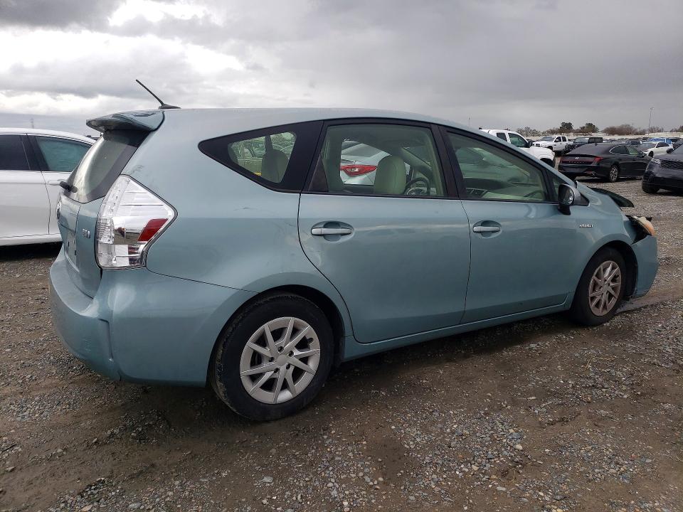 Photo 3 from auction – 2013 TOYOTA PRIUS V with VIN JTDZN3EU9D3207433