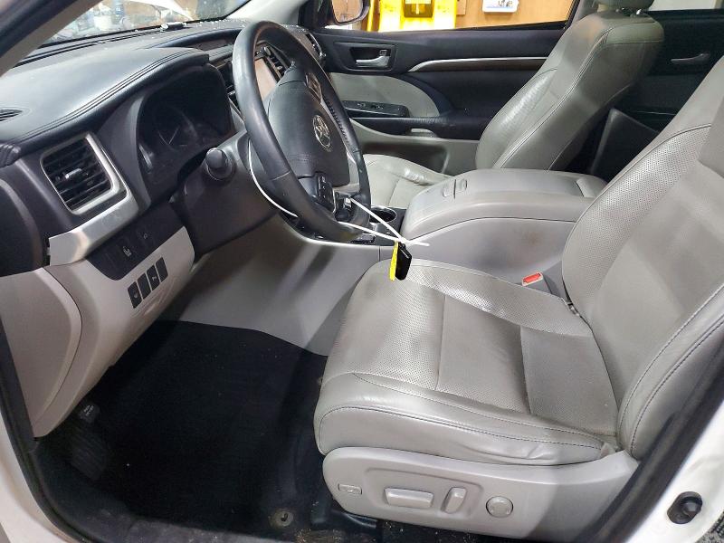 Photo 7 from auction – 2016 TOYOTA HIGHLANDER with VIN 5TDYKRFH8GS149732
