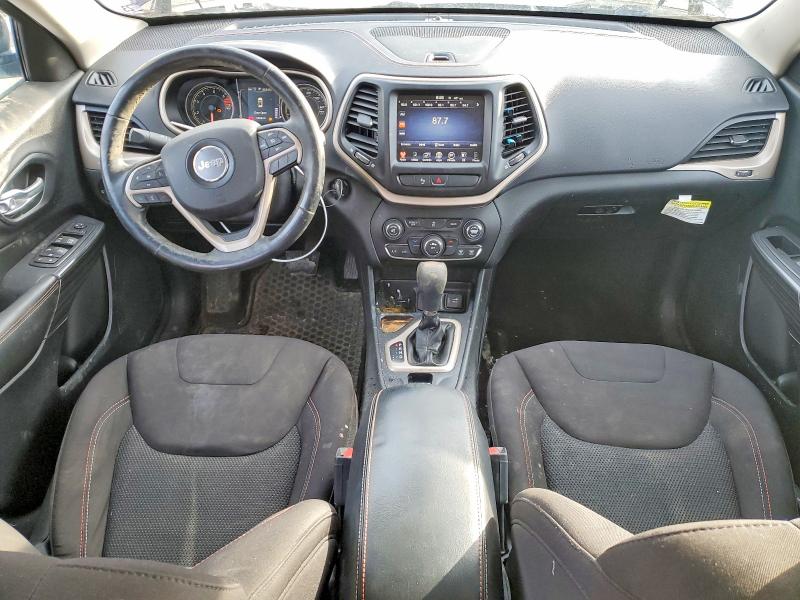 Photo 8 from auction – 2016 JEEP CHEROKEE L with VIN 1C4PJLCB8GW369528