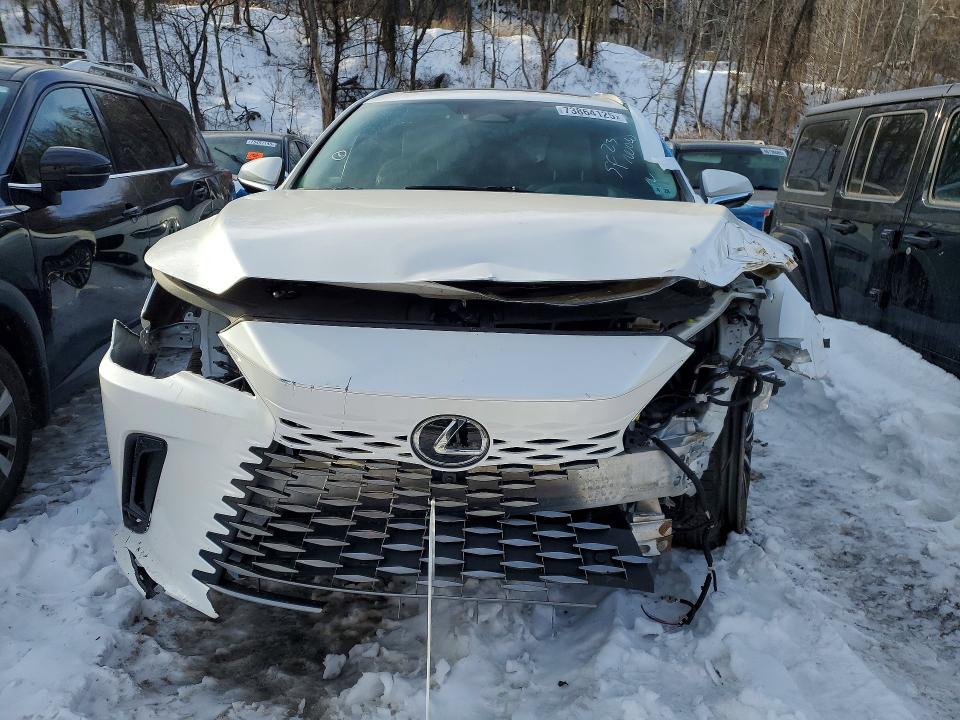Photo 5 from auction – 2023 LEXUS RX 350 BAS with VIN 2T2BAMCA0PC018074