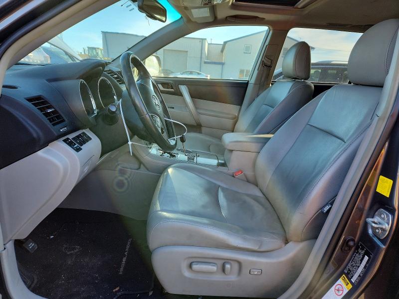 Photo 7 from auction – 2011 TOYOTA HIGHLANDER with VIN 5TDBK3EH2BS065726