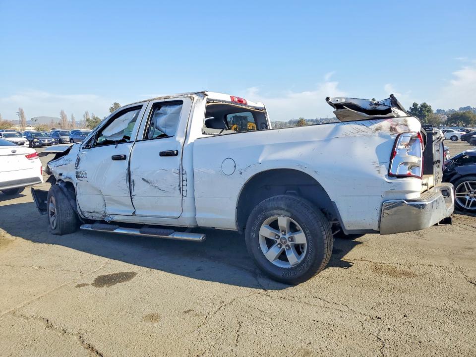 Photo 2 from auction – 2018 RAM 1500 with VIN 1C6RR6FG1JS132038
