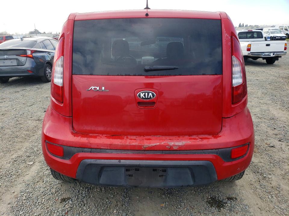 Photo 6 from auction – 2013 KIA SOUL with VIN KNDJT2A69D7569713
