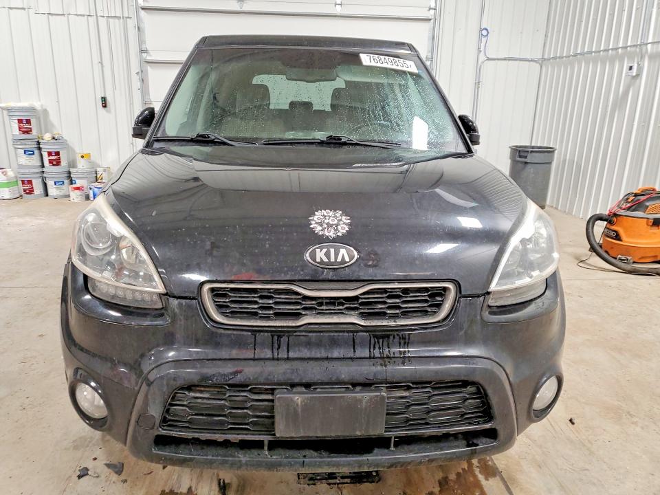 Photo 5 from auction – 2013 KIA SOUL with VIN KNDJT2A64D7610488