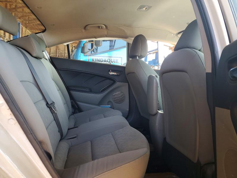 Photo 10 from auction – 2015 KIA FORTE LX with VIN KNAFK4A61F5311170