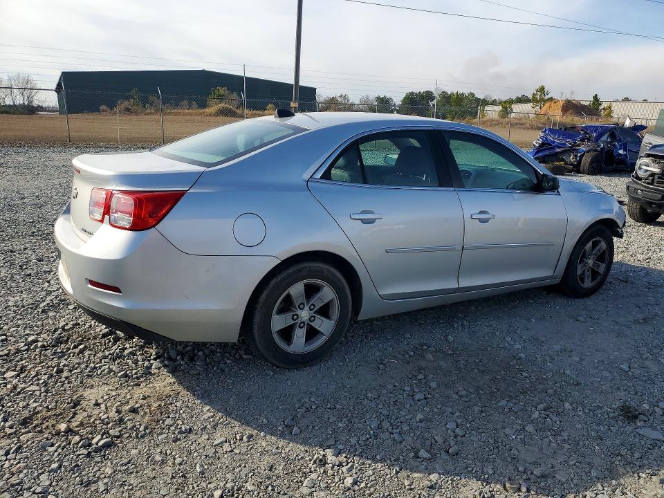 Photo 3 from auction – 2014 CHEVROLET MALIBU with VIN 1G11B5SL0EF135611