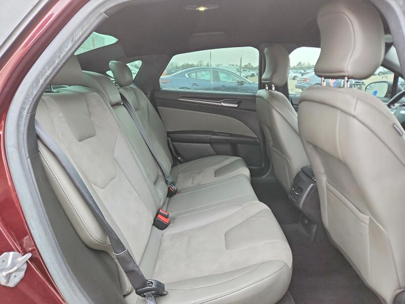Photo 10 from auction – 2017 FORD FUSION SPO with VIN 3FA6P0VP4HR167720