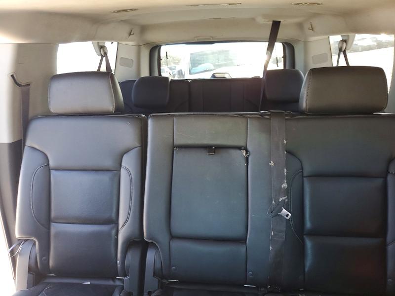 Photo 10 from auction – 2015 CHEVROLET SUBURBAN with VIN 1GNSCJKC1FR245916