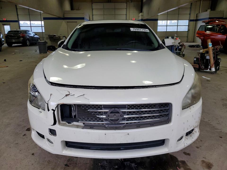 Photo 5 from auction – 2011 NISSAN MAXIMA with VIN 1N4AA5AP5BC813383