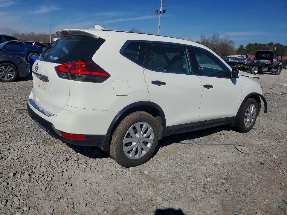 Photo 3 from auction – 2017 NISSAN ROGUE with VIN 5N1AT2MT6HC862253