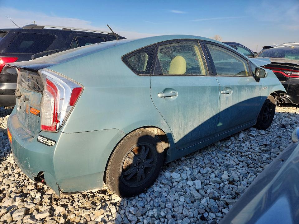 Foto 3 de la subasta – 2015 TOYOTA PRIUS con VIN JTDKN3DU2F1998597