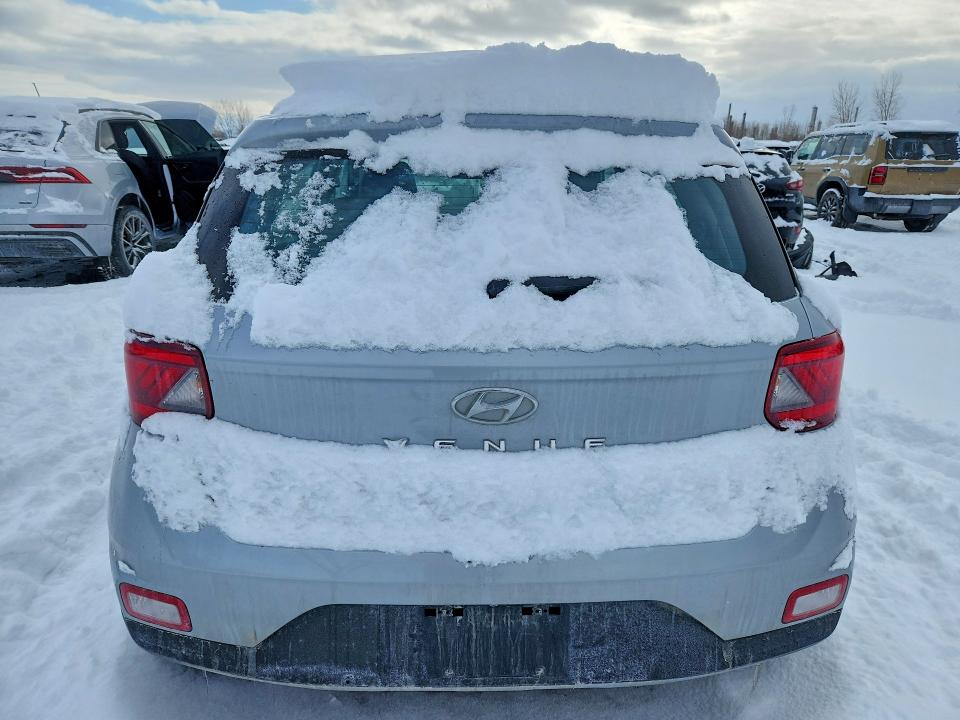 Photo 6 from auction – 2022 HYUNDAI VENUE with VIN KMHRB8A37NU161014