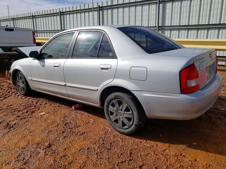 Photo 2 from auction – 2000 MAZDA PROTEGE DX with VIN JM1BJ2229Y0245441