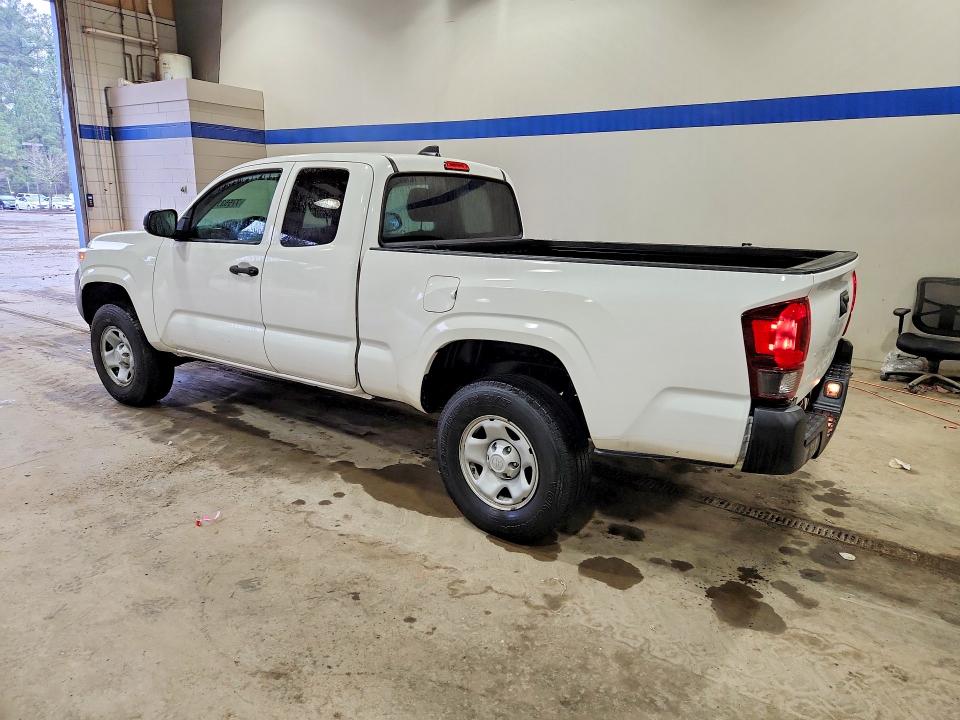 Photo 2 from auction – 2022 TOYOTA TACOMA ACC with VIN 3TYRX5GN0NT053873