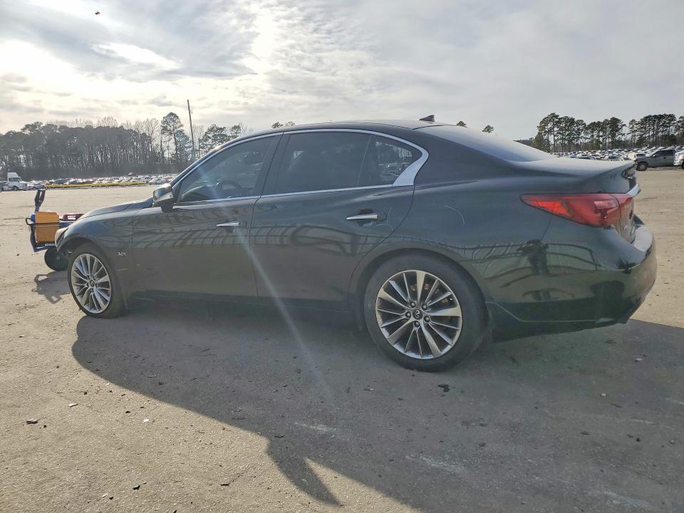 Photo 2 from auction – 2014 INFINITY Q50 with VIN JN1BV7AP9EM687657