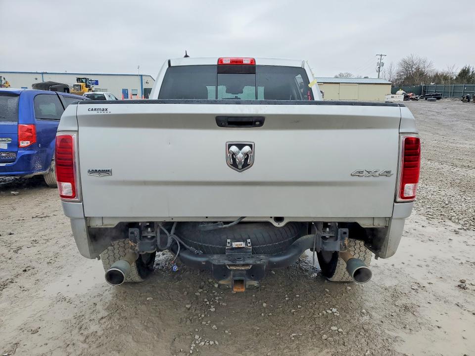 Zdjęcie 6 z aukcji – 2017 RAM 1500 LARAM z VIN 1C6RR7NTXHS743653