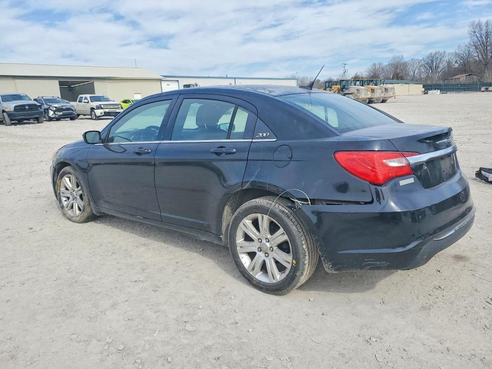 Photo 2 from auction – 2012 CHRYSLER 200 with VIN 1C3CCBBB8CN278297