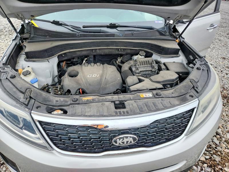 Photo 11 from auction – 2014 KIA SORENTO with VIN 5XYKT3A60EG546139