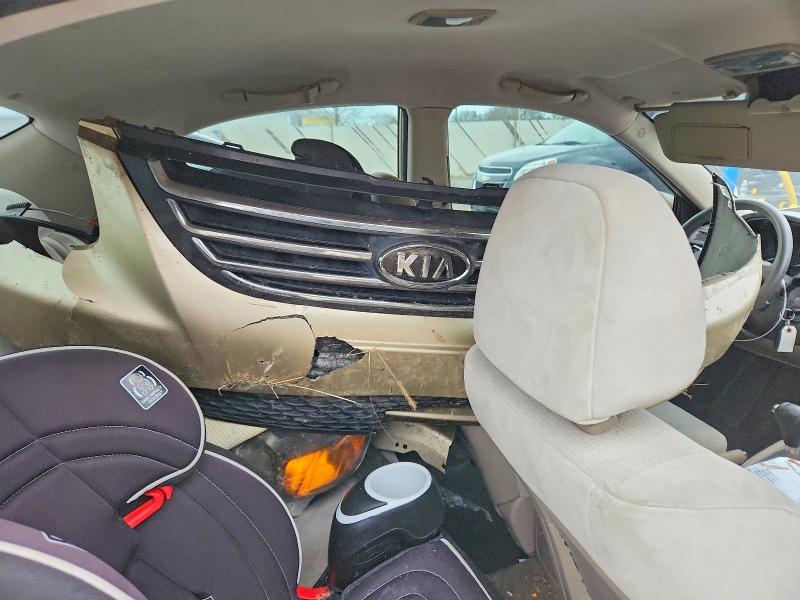 Photo 12 from auction – 2009 KIA SPECTRA with VIN KNAFE222595648310