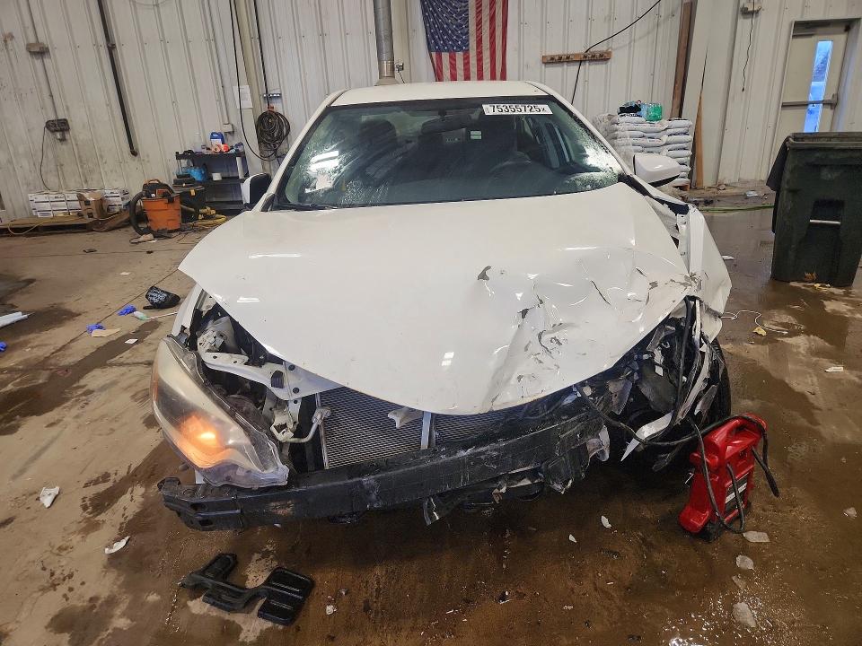 Photo 5 from auction – 2015 TOYOTA COROLLA with VIN 5YFBURHE4FP217082