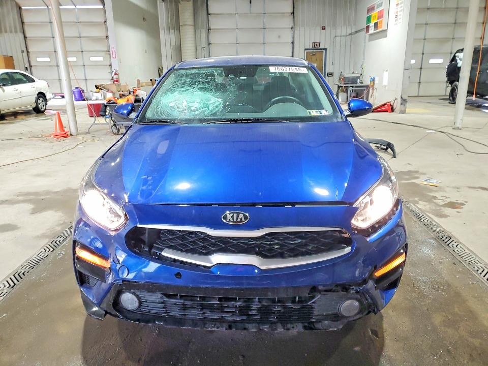 Photo 5 from auction – 2021 KIA FORTE with VIN 3KPF24AD9ME408524