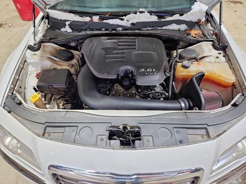 Photo 11 from auction – 2014 CHRYSLER 300 with VIN 2C3CCAAG9EH276268