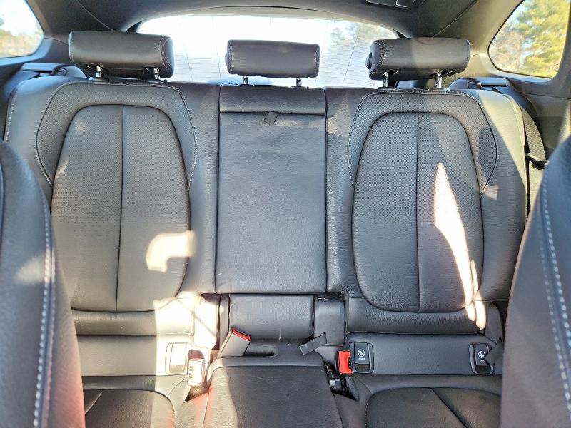 Photo 10 from auction – 2018 BMW X1 with VIN WBXHT3C33J5K23030