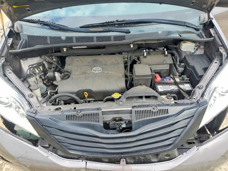 Photo 12 from auction – 2012 TOYOTA SIENNA with VIN 5TDZK3DC7CS216114