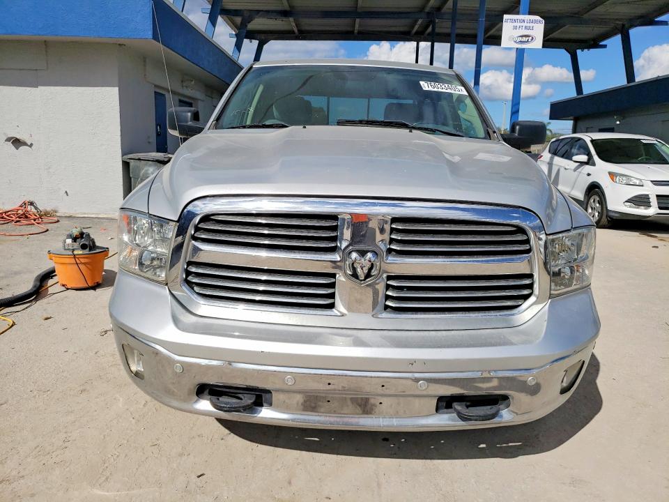 Photo 5 from auction – 2017 RAM 1500 with VIN 1C6RR7LT8HS796578