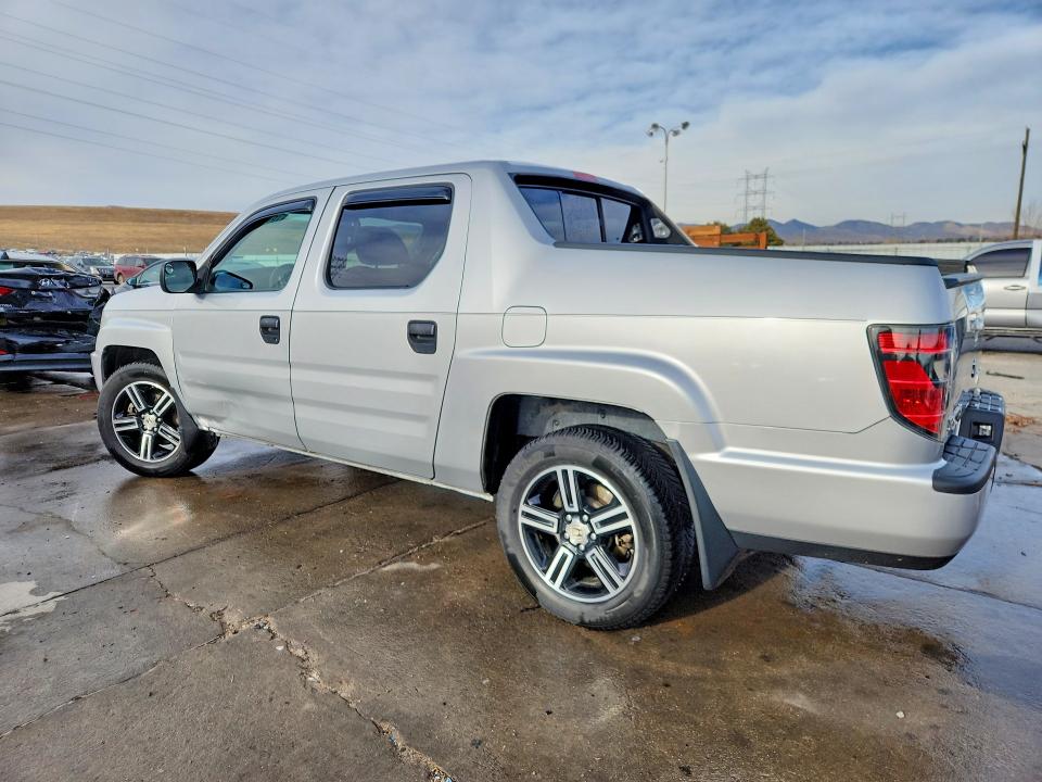 Photo 2 from auction – 2014 HONDA RIDGELINE with VIN 5FPYK1F75EB006836