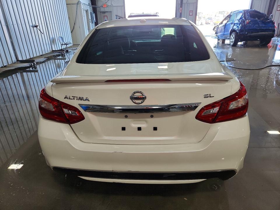 Photo 6 from auction – 2017 NISSAN ALTIMA with VIN 1N4AL3AP2HC144223