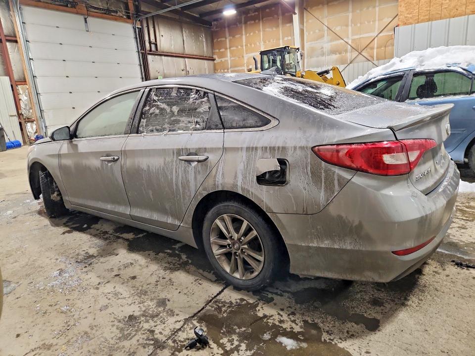 Photo 2 from auction – 2015 HYUNDAI SONATA SE with VIN 5NPE24AF1FH188663
