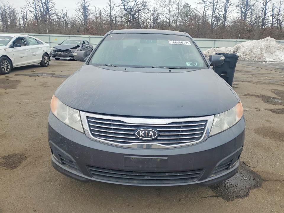 Photo 5 from auction – 2010 KIA OPTIMA LX with VIN KNAGG4A86A5390173