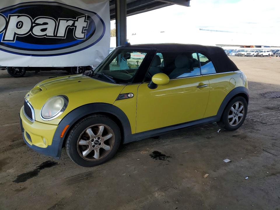 MINI COOPER S 2009 with VIN WMWMS33529TY50242 - Photo from auction