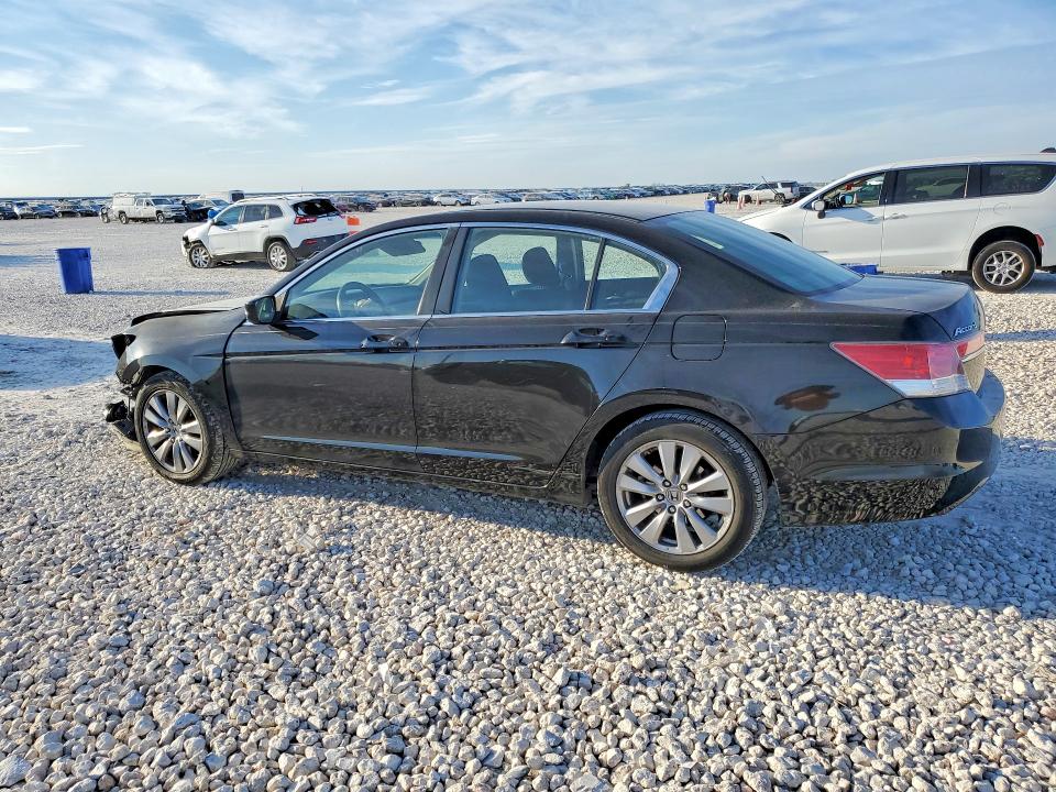 Photo 2 from auction – 2012 HONDA ACCORD with VIN 1HGCP2F75CA022553