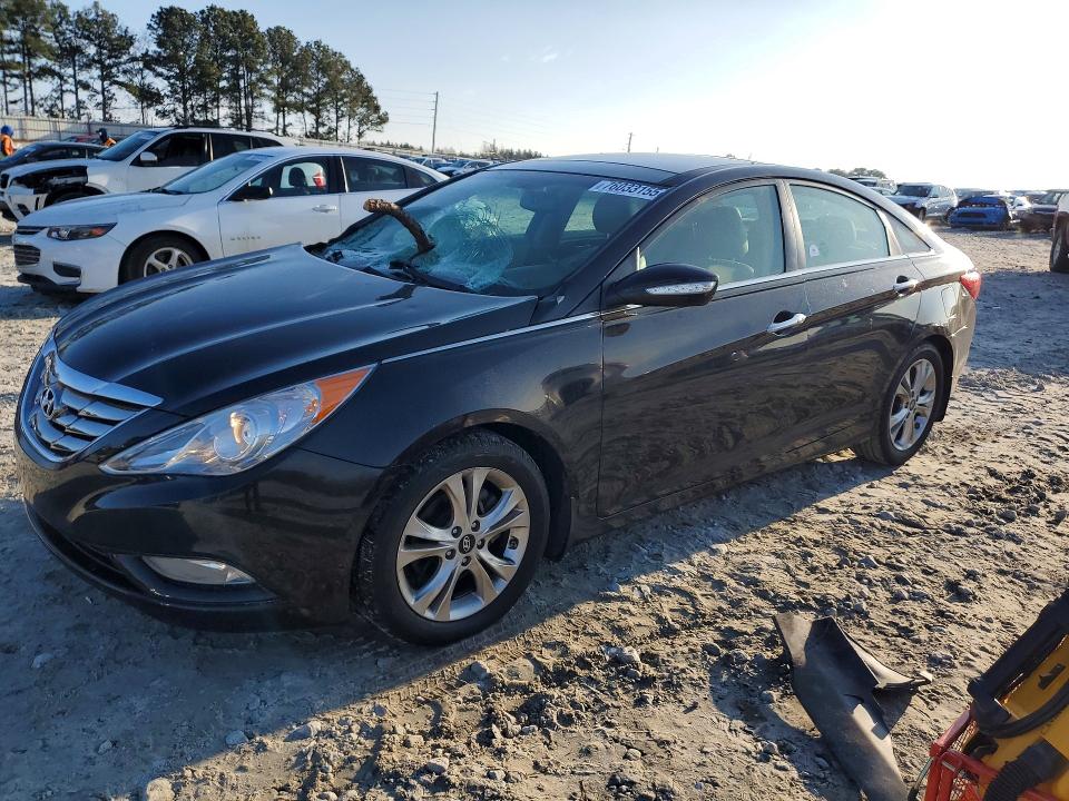 HYUNDAI SONATA 2013 with VIN 5NPEC4AC8DH593130 - Photo from auction