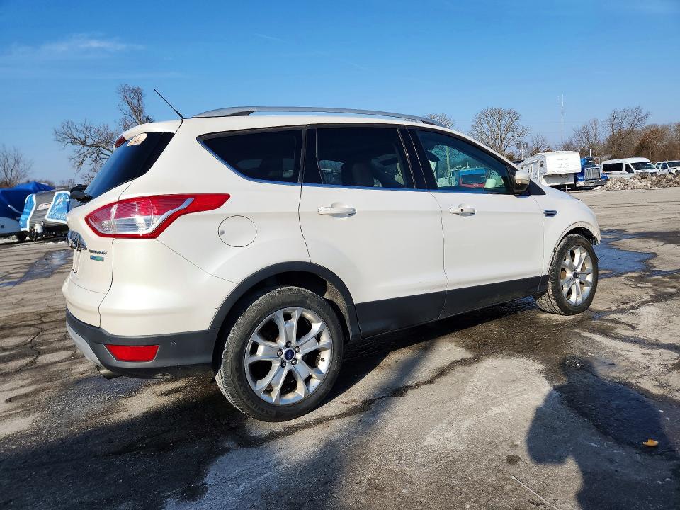 Photo 3 from auction – 2015 FORD ESCAPE TIT with VIN 1FMCU0J95FUB28262